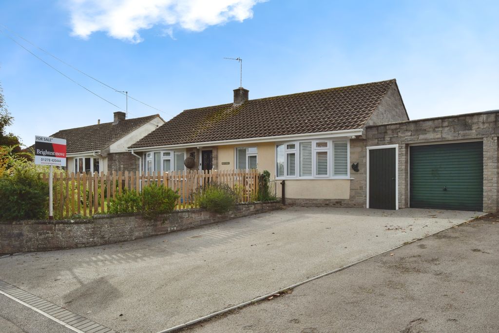 Property photo 1 of 12 External