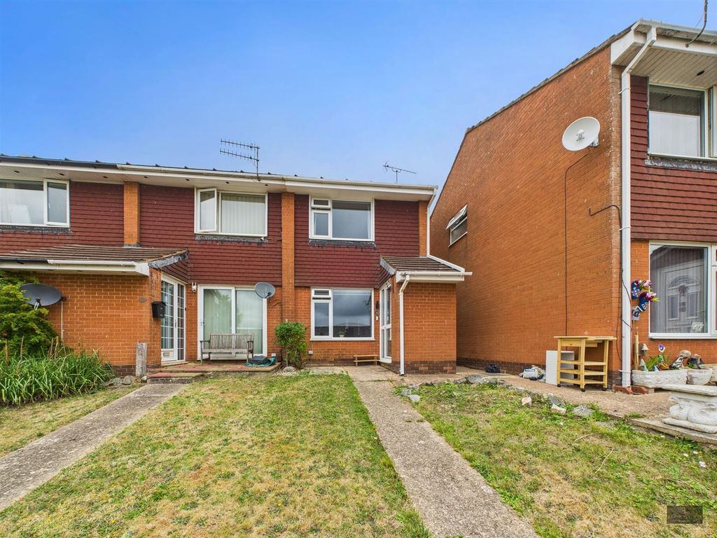 Property photo 1 of 12 Cam02887G0-Pr0496-Still011.Jpg