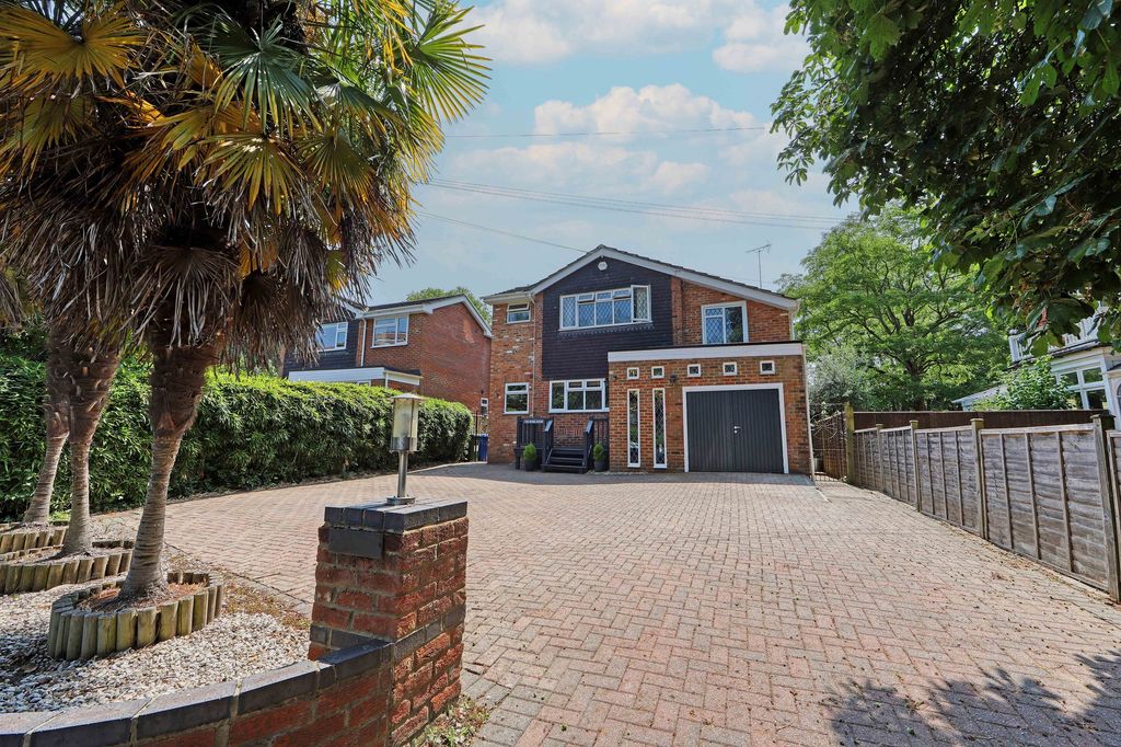 Property photo 1 of 22