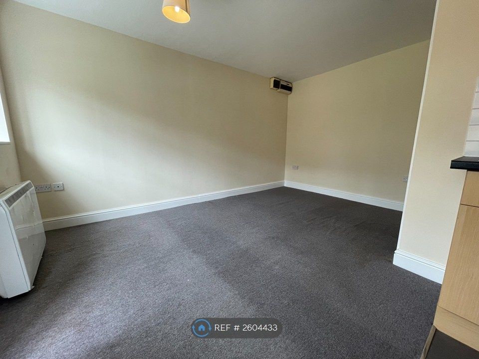 Property photo 3 of 4