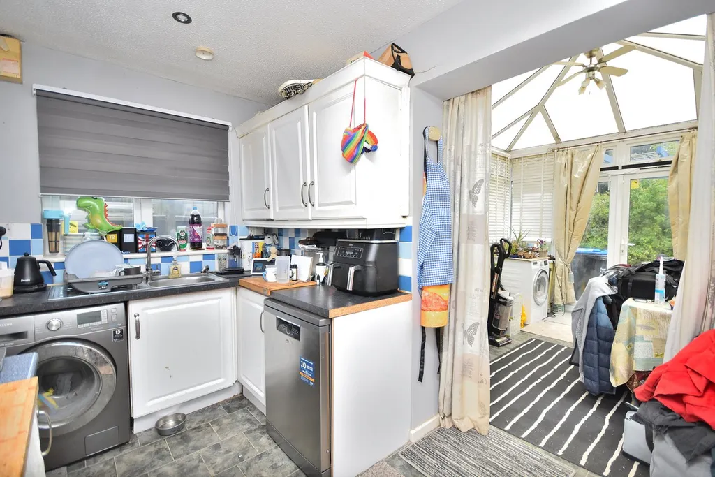 Chedworth Close, Northampton NN3 – pohled 6