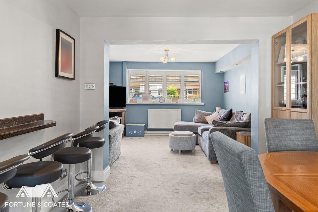 Property photo 3 of 24 Sakinscroft_24.Jpg