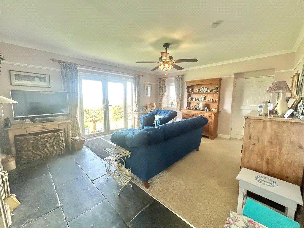 Property photo 3 of 23 Picture No. 26