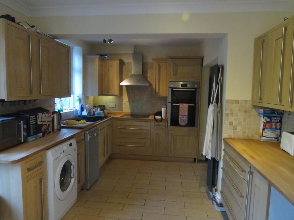 Property photo 1 of 8 Bedroom 1