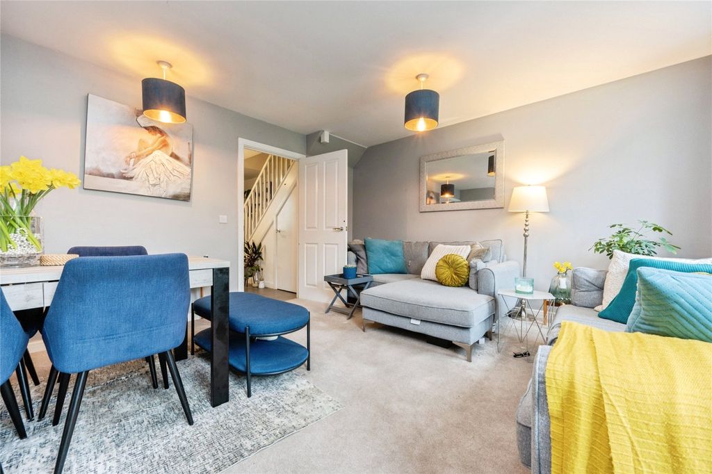 Property photo 2 of 22 Picture No. 16