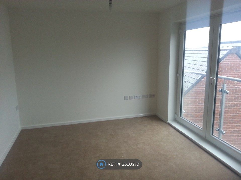 Property photo 2 of 15 Lounge &amp; Juliet Balcony