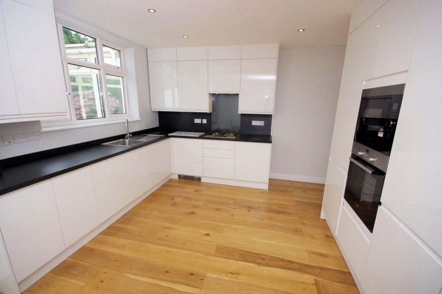 Property photo 3 of 22