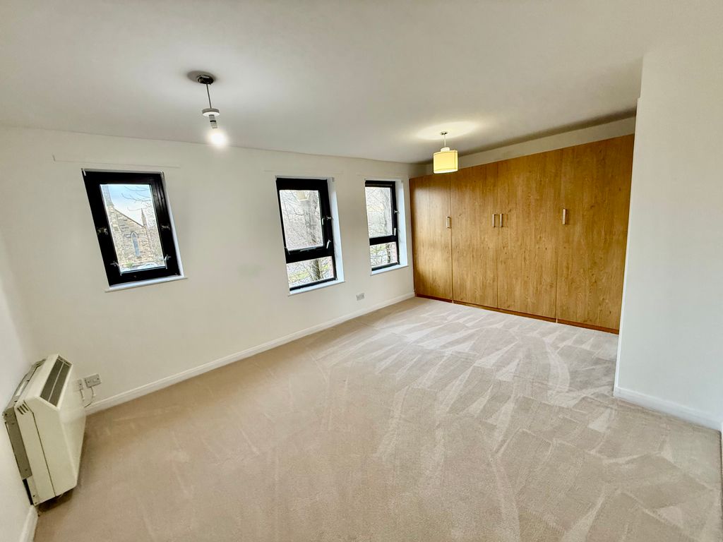 Property photo 2 of 4 2