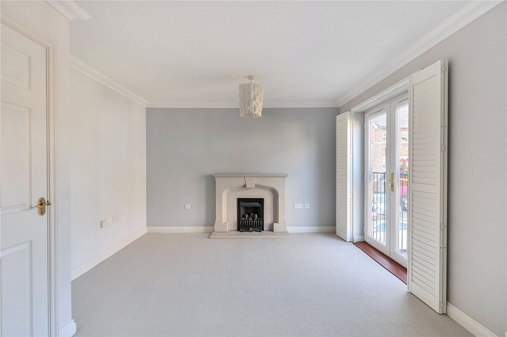 Property photo 3 of 19 Picture No. 22