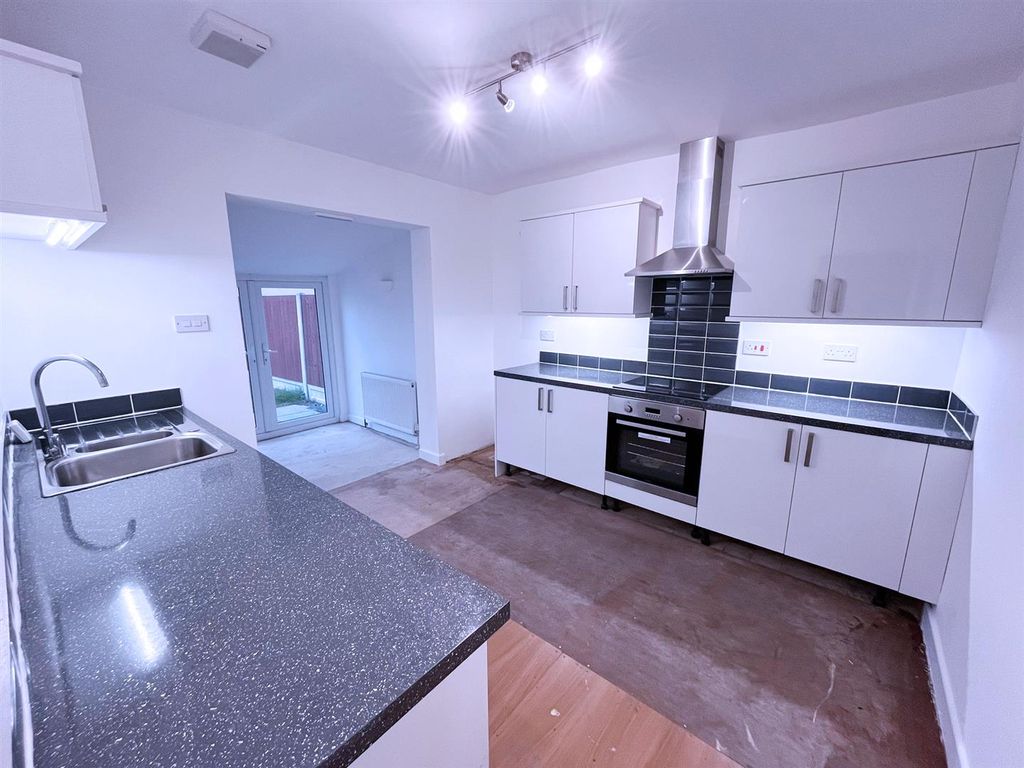 Property photo 2 of 23 Image6.Png