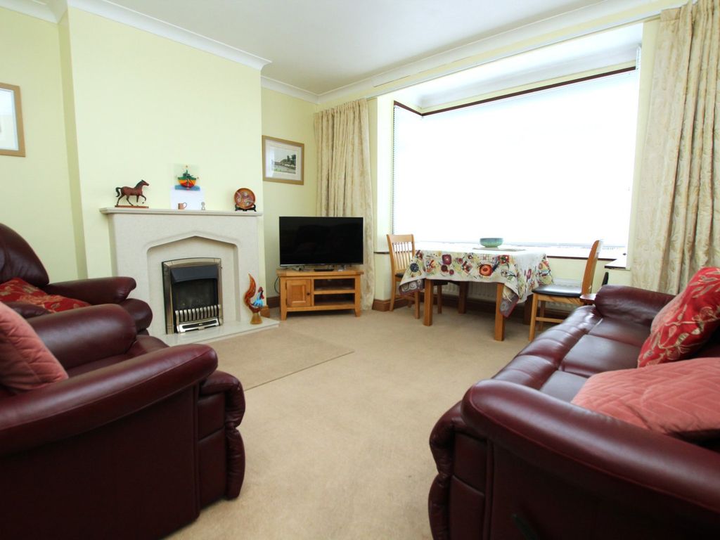 Property photo 3 of 37