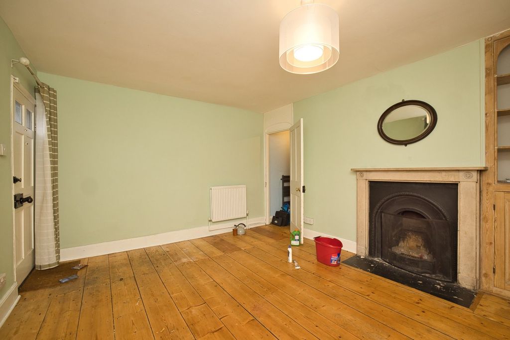 Property photo 3 of 33 Picture 3