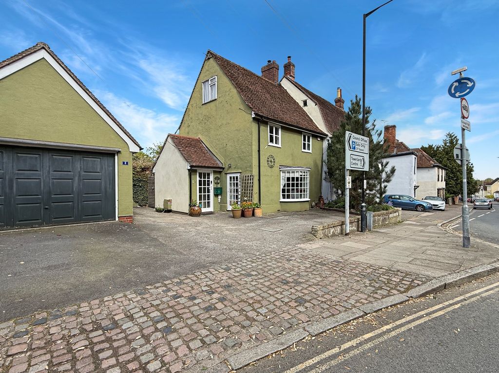 Property photo 1 of 21