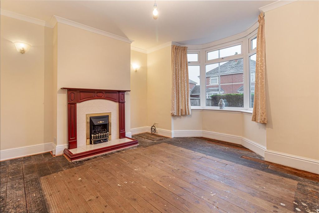 Property photo 2 of 21 Living-Room-1.Jpg