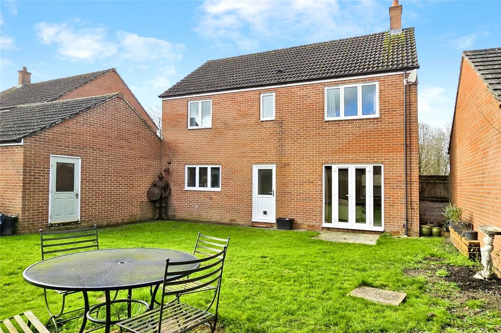 Property photo 3 of 24 External