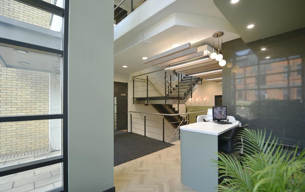 Property photo 1 of 17 Officetorent_Inaltrincham_0000S_0000S_0001_Layer120.Png