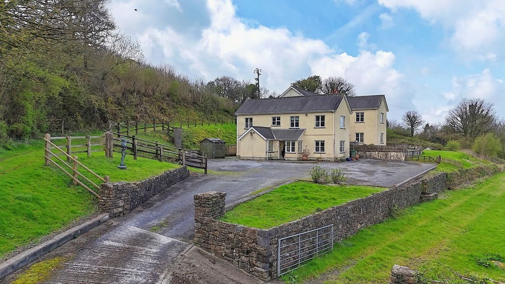 Additional image 28 of 5 bed farm for saleLlanarthney, Carmarthen, Carmarthenshire. SA32