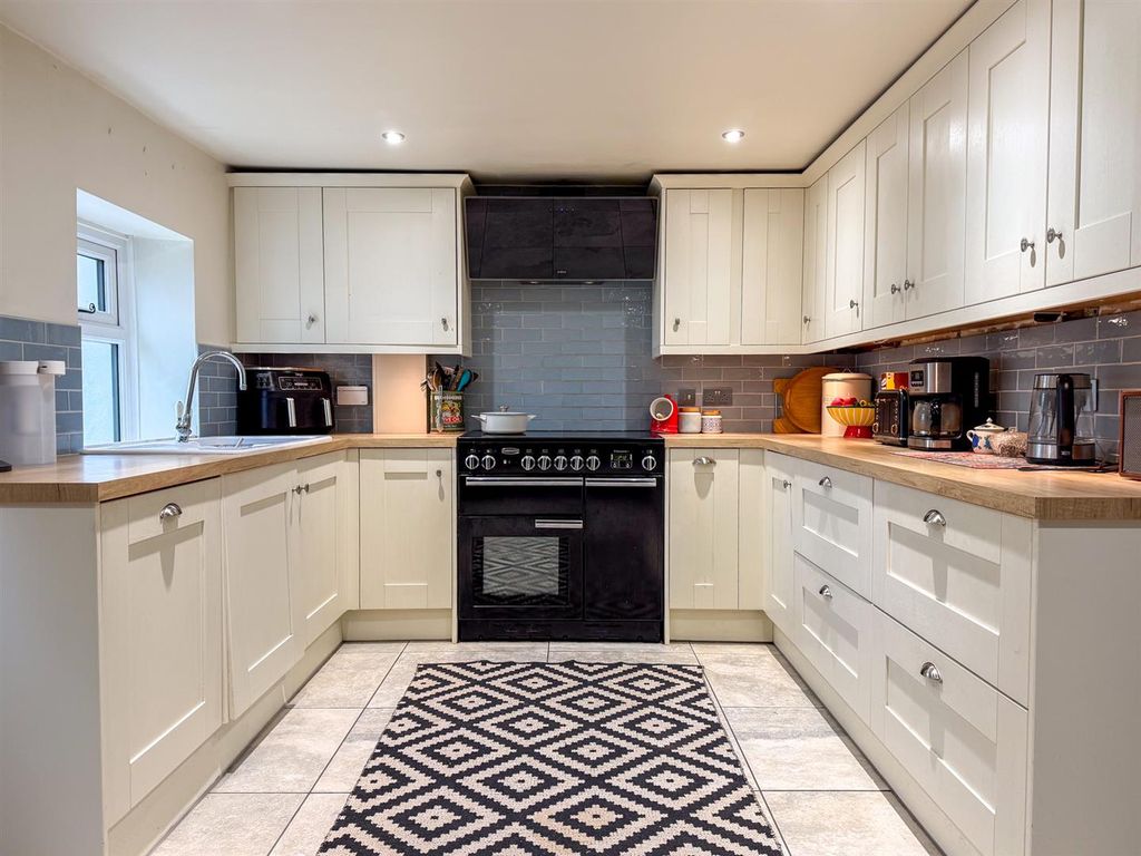 Property photo 2 of 34 Ballamenagh Cottage, Abbeylands (2).Jpg