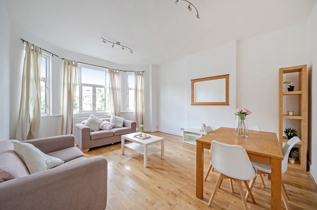 Property photo 1 of 11 1328628-5-687E161...