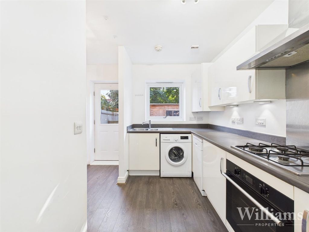 Property photo 2 of 13 Cam02861G0-Pr0485-Still004.Jpg