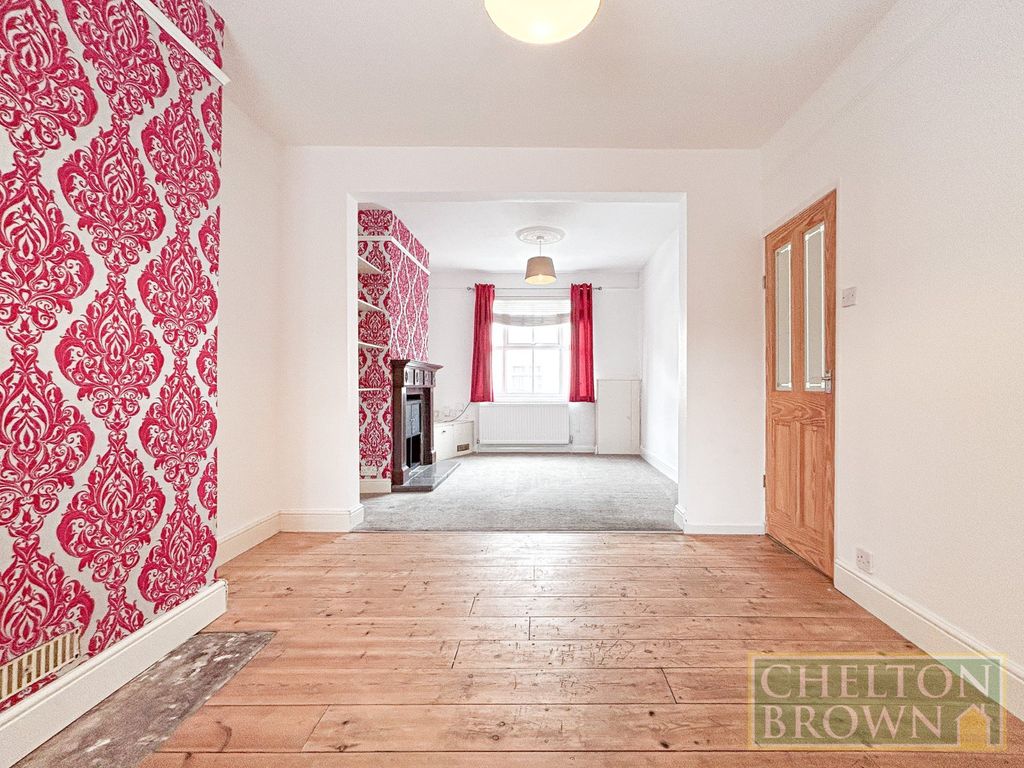 Property photo 2 of 29 Living/Dining Room