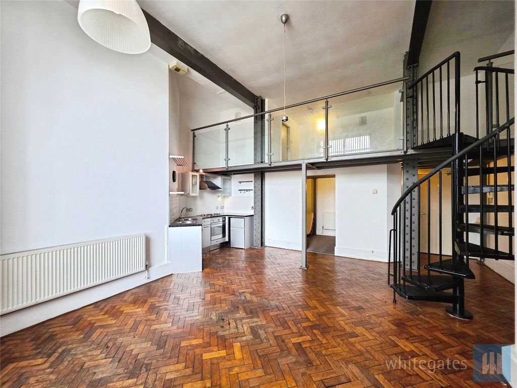 Property photo 2 of 25 Picture No. 31