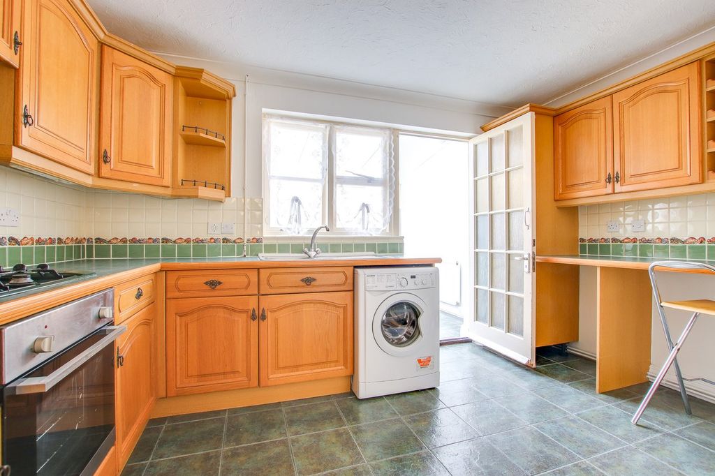 Property photo 3 of 13