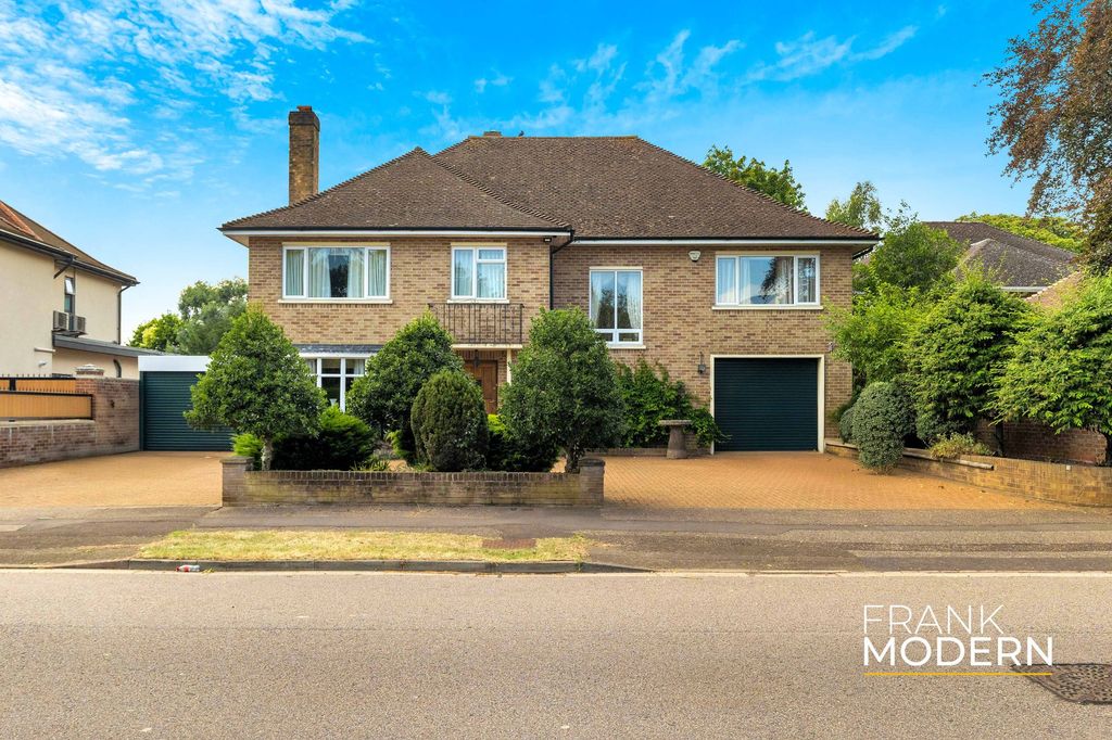 Property photo 1 of 31 Front