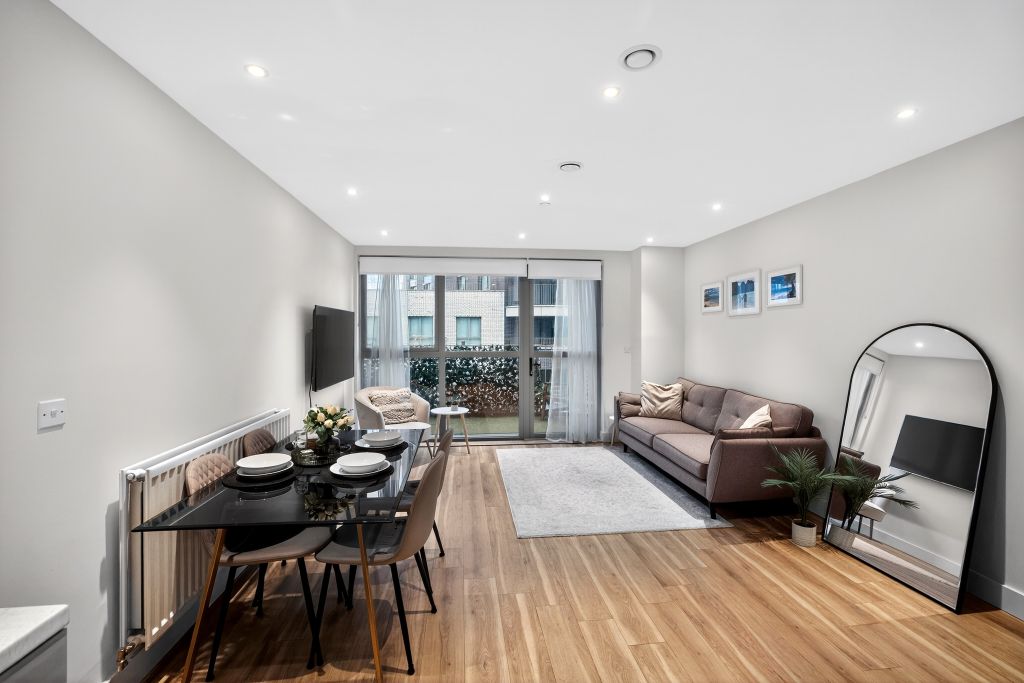 Property photo 1 of 19 Open Plan Living