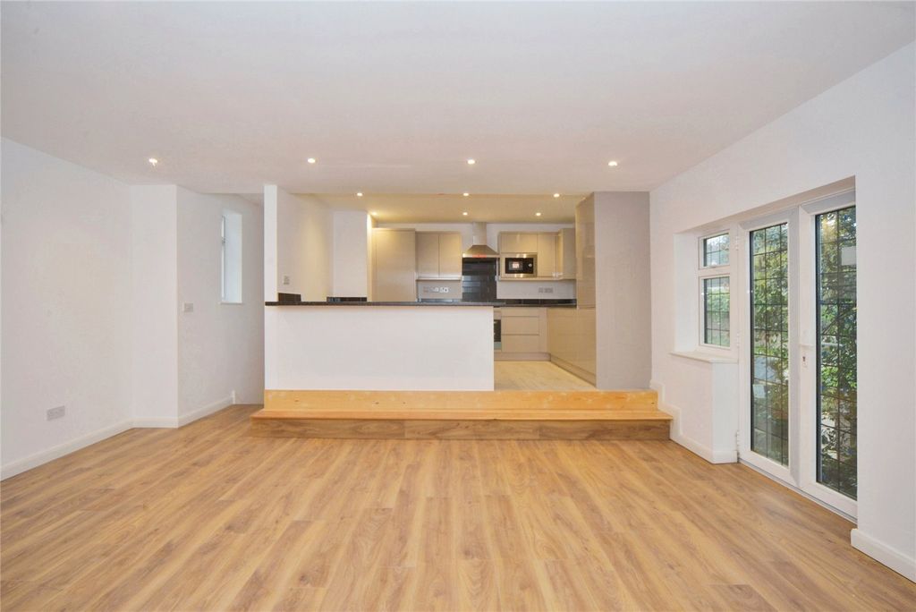 Property photo 3 of 17 Picture No. 03