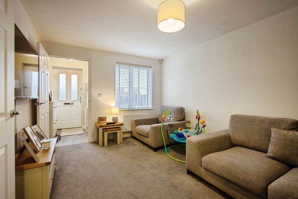 Property photo 2 of 15