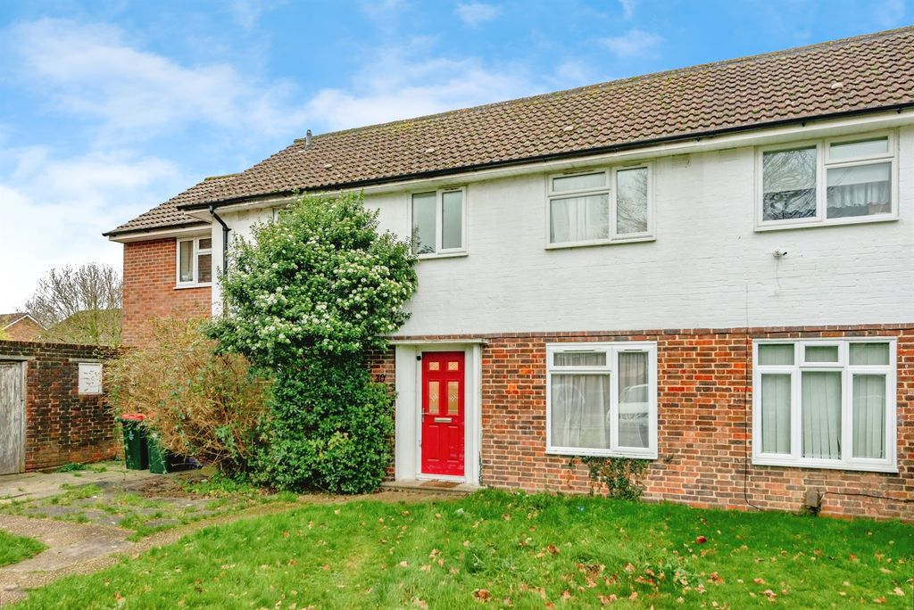 Property photo 1 of 18