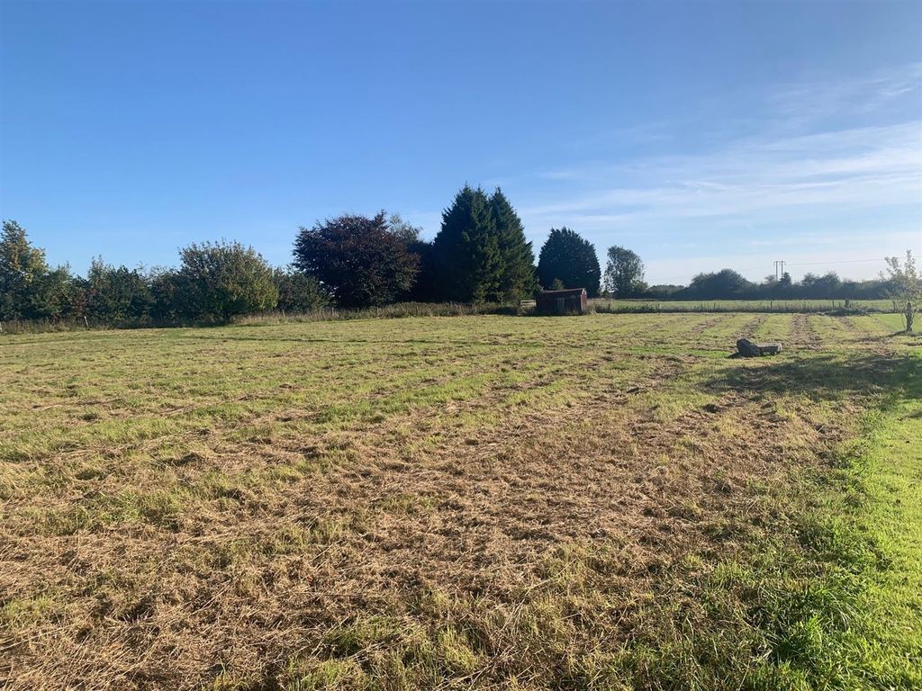 Property photo 1 of 3 View 1.Jpg