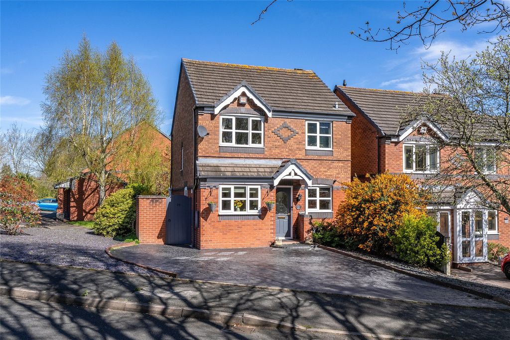 Property photo 1 of 34 Picture No. 15