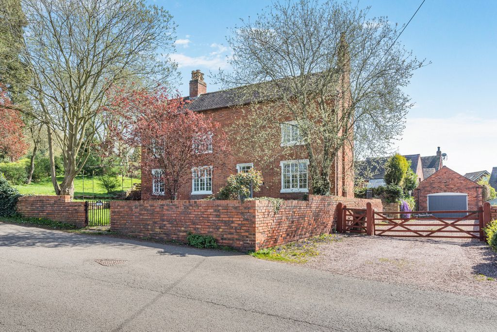 Property photo 1 of 41