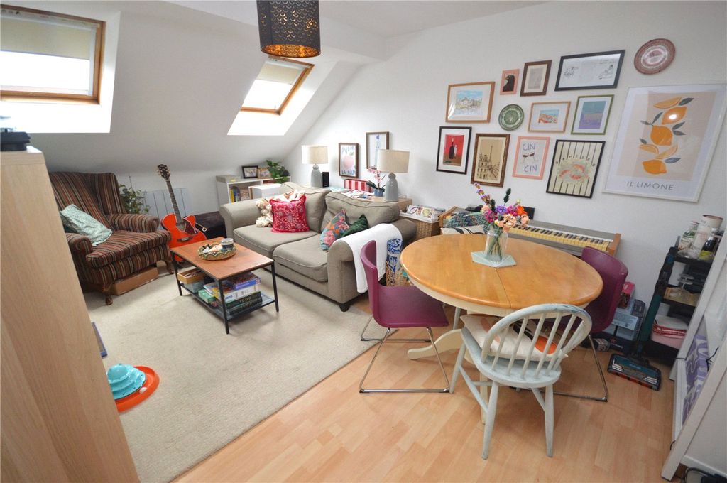 Property photo 2 of 10 Picture No. 01