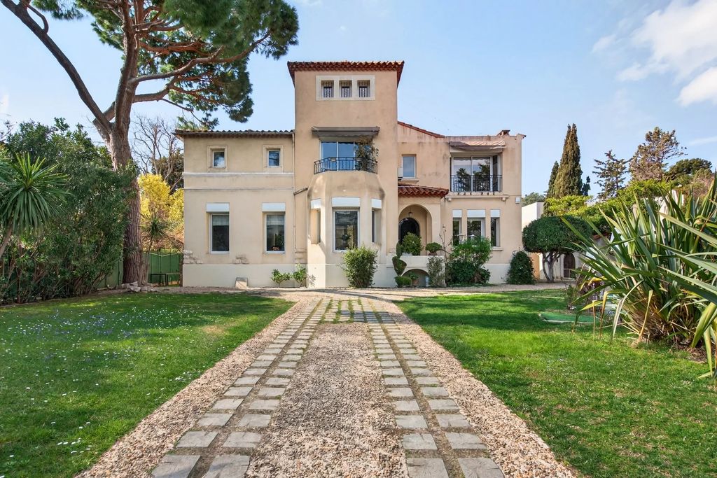 Property photo 1 of 19