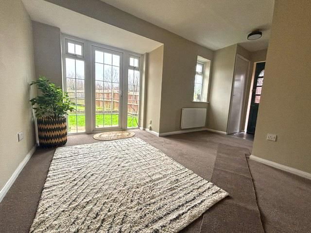 Property photo 2 of 9 Living Room