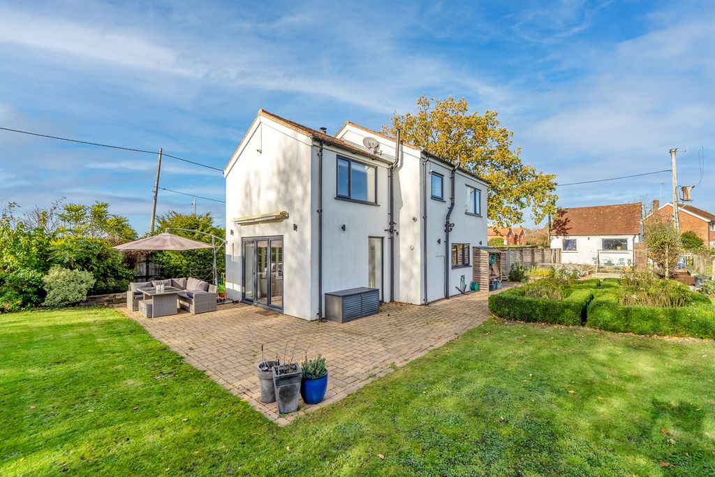 Property photo 1 of 26