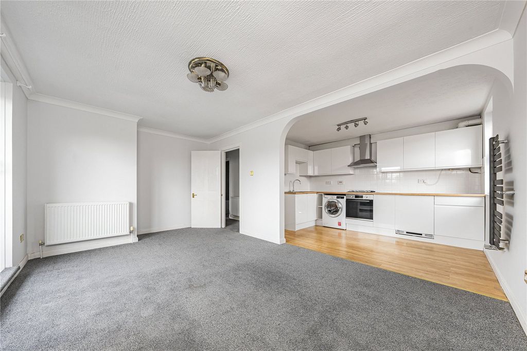 Property photo 1 of 13 Picture No. 18