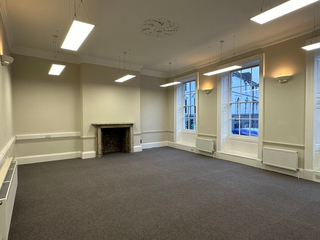 Property photo 2 of 10 Photo 2