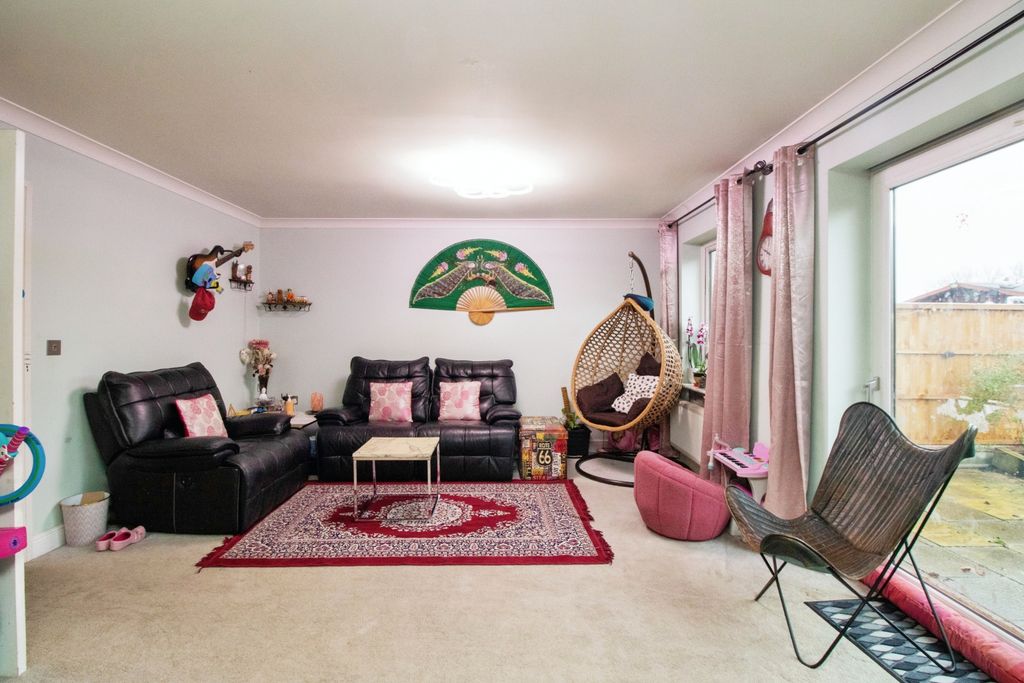 Property photo 3 of 26 Img_6414