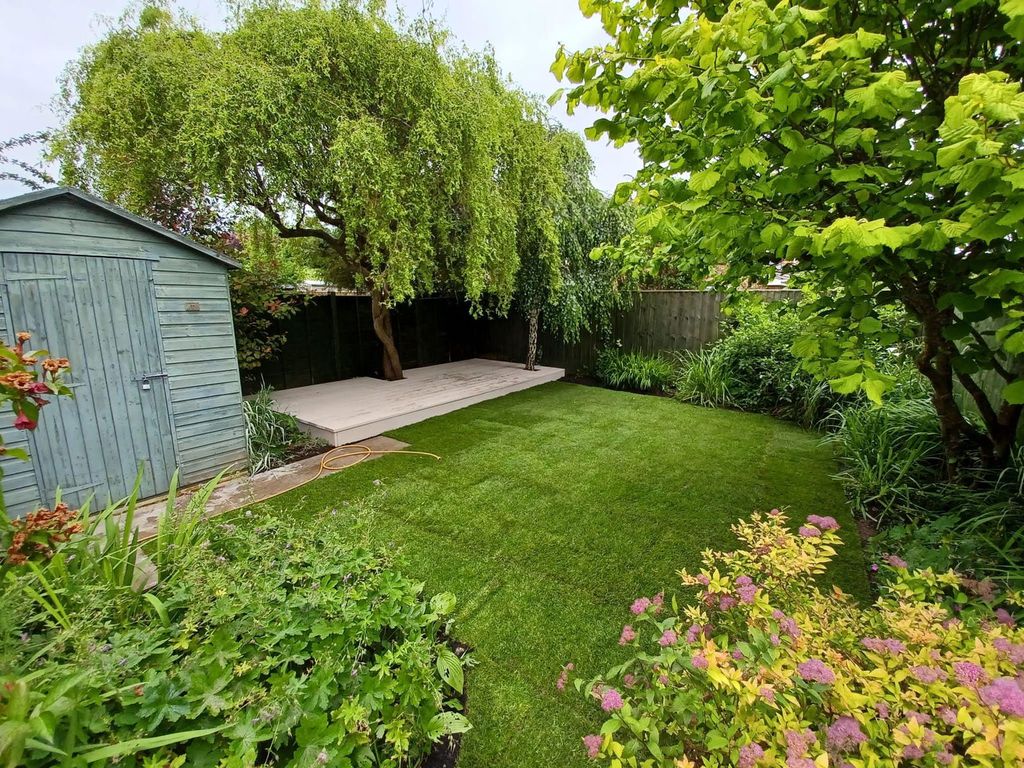 Property photo 2 of 14