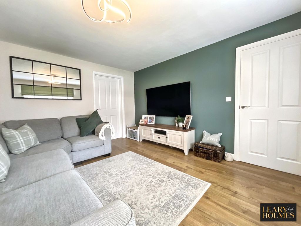 Property photo 2 of 24
