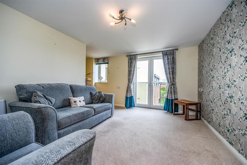 Property photo 1 of 14 41F9c835-2Fb2-41ee-92cc-29F8828d0A82.Jpg