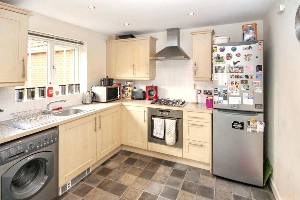 Property photo 2 of 11 Thym0Xhlykyy_83Sonkbzg (1).Jpg