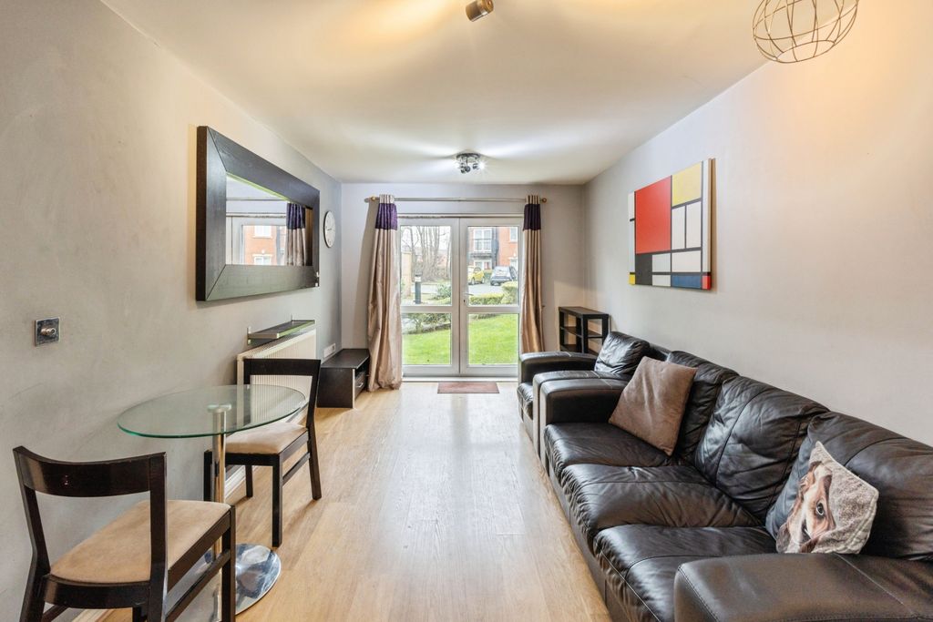 Property photo 3 of 15