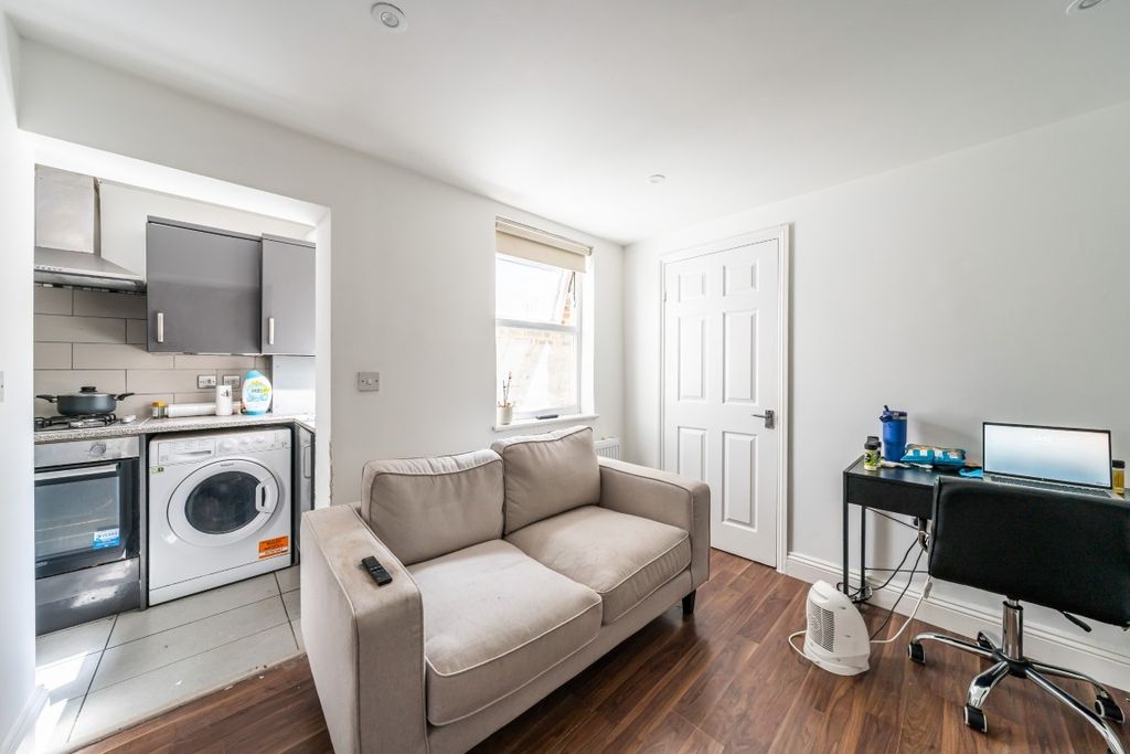 Property photo 1 of 5 5