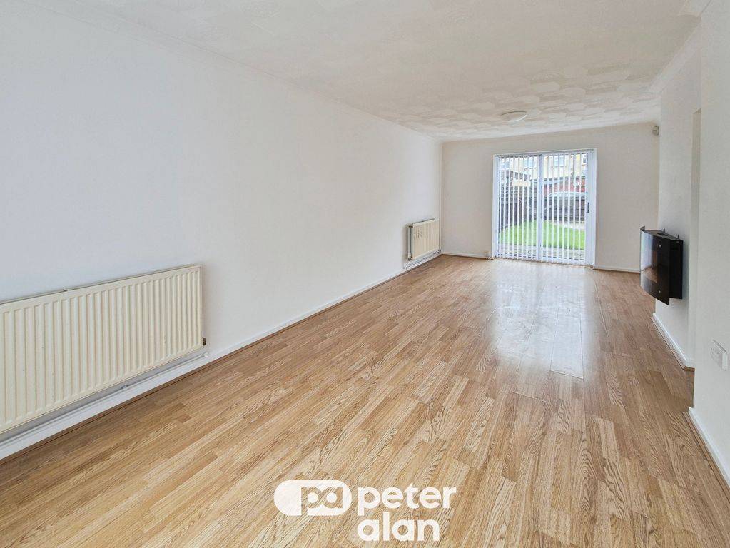 Property photo 3 of 18 Image