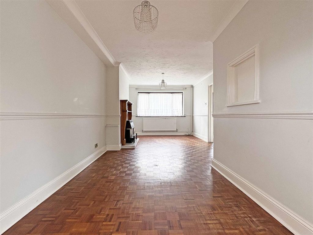 Property photo 2 of 21 l2.Jpg